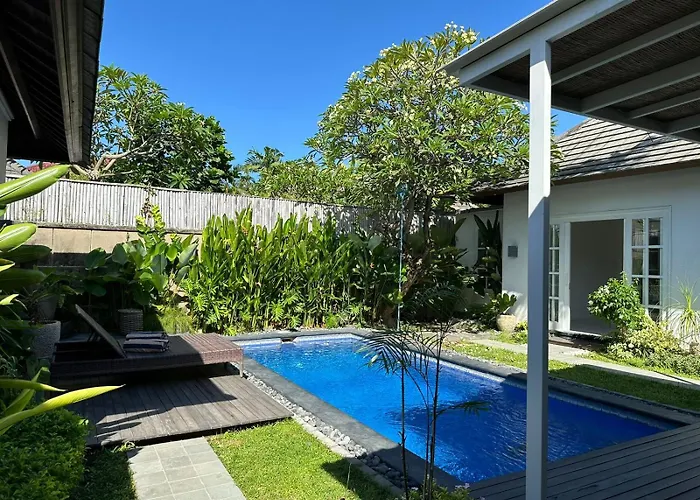 Alam Biru Ii Villa